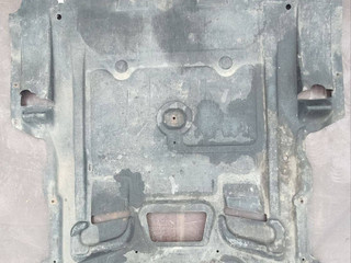 защита двигателя BMW 7 серия F01/F02 F01 2009, 4.0 л., дизель, АКПП, imperial-blau brillant metallic, седан, задний привод, правый руль, 51757184990, 51758037629, 51758047452, 51758035971