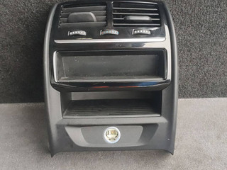 дефлектор обдува салона BMW 5 серия G30/G31 G30 2019, 2.0 л., i, B48 B20 A, бензин, АКПП, a90, седан, задний привод, правый руль, 9357865, 9330681