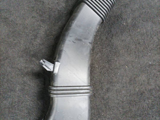 патрубок воздушного фильтра BMW 5 серия F07/F10/F11 2011, 3.0 л., N57 D30 A, дизель, АКПП, хетчбэк 5 дв., задний привод, правый руль, 7811597