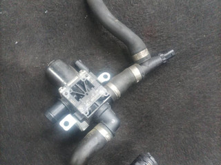 кран отопителя (печки) BMW 5 серия F10/F11 [рестайлинг] F10 2013, 2.0 л., D, N47 D20 C, дизель, МКПП, белый, седан, задний привод, правый руль, 8572513