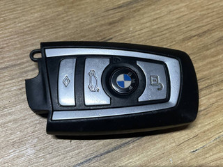 ключ BMW 7 серия F01/F02 F01 2009, 3.0 л., дизель, правый руль