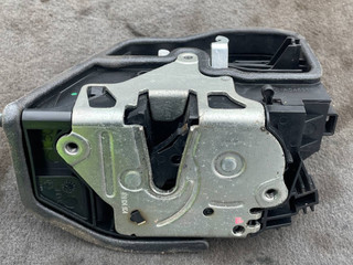 замок двери задней левой BMW 5 серия E60/E61 2007, 3.0 л., дизель, седан, 7202147