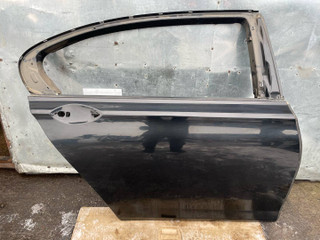 дверь задняя правая BMW 7 серия F01/F02 2009, 3.0 л., дизель