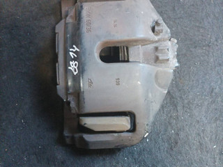 суппорт передний левый BMW 6 серия F06/F12/F13 F06 2012, 4.0 л., D, дизель, АКПП, седан, задний привод, правый руль
