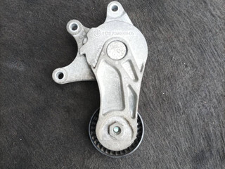 Натяжитель ремня агрегатов BMW 3 серия F30/F31/F34 F30 2012, 2.0 л., N20 B20 A, бензин, АКПП, черный, седан, задний привод, правый руль, 7594969
