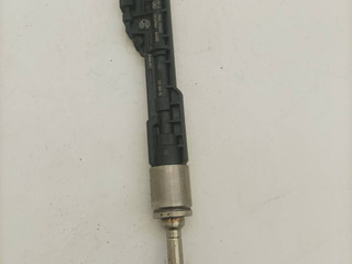 форсунка BMW 3 серия F30/F31/F34 F30 2012, 2.0 л., N20 B20 A, бензин, АКПП, черный, седан, задний привод, правый руль, 7639994, 0261500172