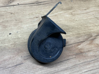 сигнал (клаксон) BMW 6 серия F06/F12/F13 F06 2012, 4.0 л., D, дизель, АКПП, седан, задний привод, правый руль