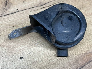 сигнал (клаксон) BMW 6 серия F06/F12/F13 F06 2012, 4.0 л., D, дизель, АКПП, седан, задний привод, правый руль