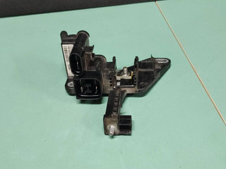 распределитель B+ BMW 3 серия F30/F31/F34 [рестайлинг] F30 2015, 3.0 л., N57 D30 A, дизель, АКПП, a300, седан, полный привод, правый руль, 9296152