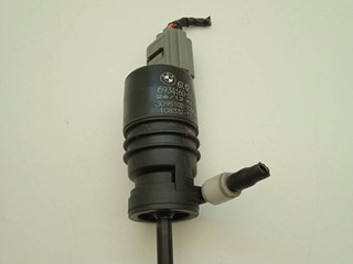 насос (моторчик) омывателя стекла BMW X3 F25 2013, 2.0 л., N20 B20 A, бензин, АКПП, внедорожник 5 дв., 6934160