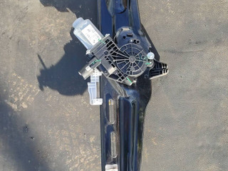 стеклоподъемник задний правый BMW X3 F25 2014, 2.0 л., N47 D20 C, дизель, МКПП, 475, внедорожник 5 дв., полный привод, правый руль, 7258536