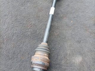полуось задняя (приводной вал, ШРУС) BMW X3 F25 2014, 2.0 л., N47 D20 C, дизель, МКПП, 475, внедорожник 5 дв., полный привод, правый руль, 7598037