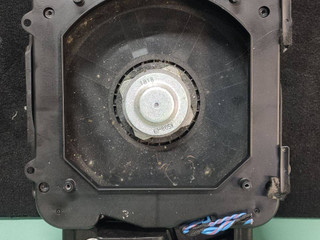сабвуфер BMW X1 F48 2016, 1.8 л., дизель, 6МКПП, 668, внедорожник 5 дв., полный привод, правый руль, 9275996