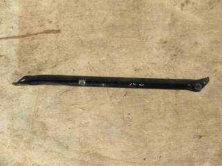 распорка стоек BMW X1 F48 2016, 1.8 л., дизель, 6МКПП, 668, внедорожник 5 дв., полный привод, правый руль, 7286759