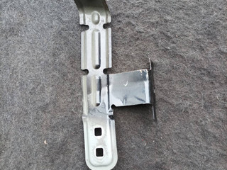 крепление ( кронштейн ) крыла BMW X3 F25 2014, 2.0 л., N47 D20 C, дизель, МКПП, 475, внедорожник 5 дв., полный привод, правый руль, 7267335