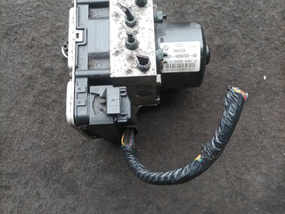 блок ABS BMW X3 F25 2014, 2.0 л., N47 D20 C, дизель, МКПП, 475, внедорожник 5 дв., полный привод, правый руль, 6859758, 6859757