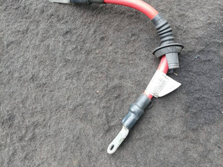 плюсовой провод аккумулятора BMW X3 F25 2014, 2.0 л., N47 D20 C, дизель, МКПП, 475, внедорожник 5 дв., полный привод, правый руль, 9243645