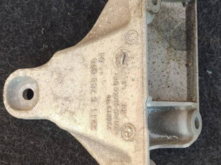 кронштейн двигателя BMW 4 серия F32/F33 F32 2015, 2.0 л., N20 B20 A, бензин, АКПП, купе, 6788610