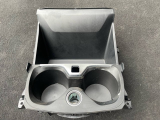 подстаканник BMW 2 серия F44 2022, 1.5 л., i, B38 A15 A, бензин, АКПП, белый(300), седан, передний привод, правый руль
