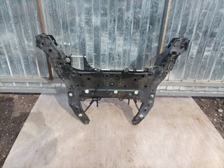 балка подвески передняя (подрамник) BMW 2 серия F44 2022, 1.5 л., i, B38 A15 A, бензин, АКПП, белый(300), седан, передний привод, правый руль, 6872729
