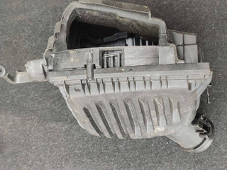 корпус воздушного фильтра BMW 2 серия F44 2022, 1.5 л., i, B38 A15 A, бензин, АКПП, белый(300), седан, передний привод, правый руль, 8655834