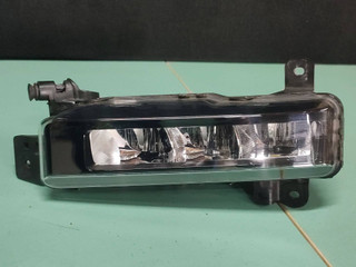 фара противотуманная правая BMW 1 серия F40 2020, 1.5 л., i, B38 A15 A, бензин, АКПП, b39, хетчбэк 5 дв., задний привод, правый руль, 8089980