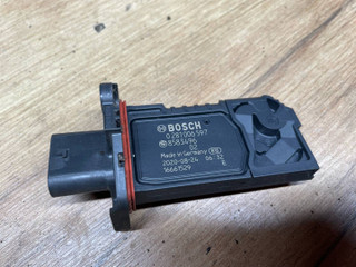 расходомер воздуха BMW 1 серия F40 2020, 1.5 л., i, B38 A15 A, бензин, АКПП, b39, хетчбэк 5 дв., задний привод, правый руль, 8583496, 0281006597