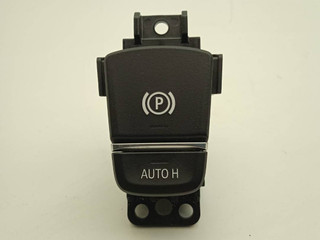 кнопка ручного тормоза (ручника) BMW 5 серия G30/G31 G30 2018, 3.0 л., B57 D30 A, дизель, АКПП, синий, седан, полный привод, правый руль, 6842027