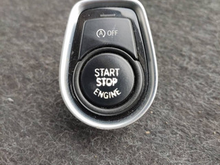 кнопка запуска двигателя BMW 4 серия F32/F33 F32 2016, 2.0 л., N47 D20 C, дизель, АКПП, 475, купе, задний привод, правый руль, 9250734
