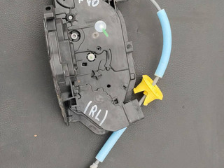 замок двери задней левой BMW 1 серия F40 2020, 1.5 л., i, B38 A15 A, бензин, АКПП, b39, хетчбэк 5 дв., задний привод, правый руль, 7956151, 51227446981