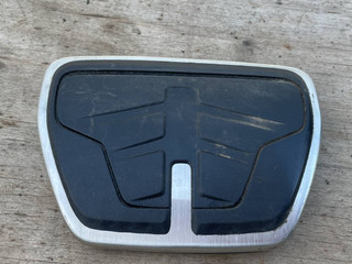 накладка на педаль BMW 5 серия G30/G31 G30 2018, 3.0 л., B57 D30 A, дизель, АКПП, синий, седан, полный привод, правый руль
