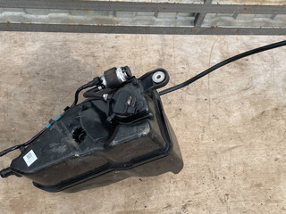 бак AdBlue (мочевины) BMW 5 серия G30/G31 G30 2018, 3.0 л., B57 D30 A, дизель, АКПП, синий, седан, полный привод, правый руль, 7381415, 7454101, 7314006