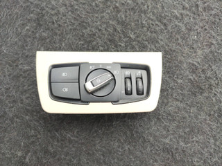 переключатель света BMW 3 серия F30/F31 [рестайлинг] F30 2017, 2.0 л., i, B48 B20 A, бензин, МКПП, 475, седан, задний привод, правый руль, 6847514