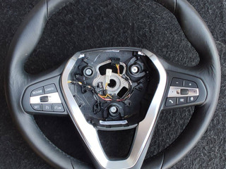руль BMW 1 серия F40 2022, 1.6 л., дизель, АКПП, 475, хетчбэк 5 дв., передний привод, правый руль, 7939609