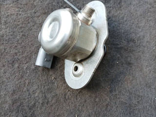 ТНВД BMW 3 серия F30/F31/F34 2012, 2.0 л., N20 B20 A, бензин, АКПП, седан, 7584461