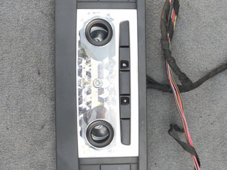 фонарь салона (плафон) BMW Z4 E89 (2009 - 2016), 2.0 л., i, N20 B20 B, бензин, МКПП, b39 mineral-grau metallic, родстер, задний привод, правый руль, 9225700