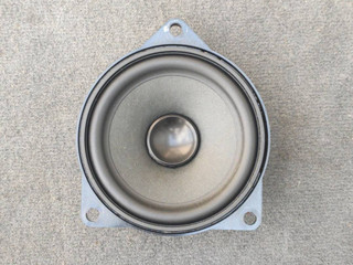 динамик BMW Z4 E89 (2009 - 2016), 2.0 л., i, N20 B20 B, бензин, МКПП, b39 mineral-grau metallic, родстер, задний привод, правый руль, 9133409