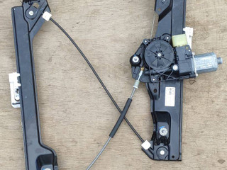 стеклоподъемник передний правый BMW X2 F39 2020, 2.0 л., B48 A20 A, бензин, белый, внедорожник 5 дв., правый руль, 7420392