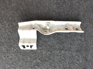 петля капота правая BMW X2 F39 2020, 2.0 л., B48 A20 A, бензин, белый, внедорожник 5 дв., правый руль, 7435946