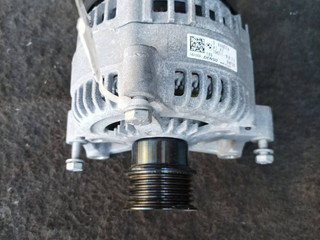 генератор BMW 2 серия F44 2022, 1.5 л., i, B38 A15 A, бензин, АКПП, белый(300), седан, передний привод, правый руль, 8680374