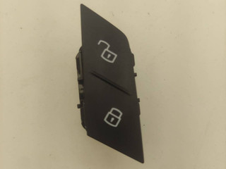 Кнопка блокировки двери BMW 3 серия G20 2022, 2.0 л., B48 B20 A, бензин, b39, седан, задний привод, 6820926