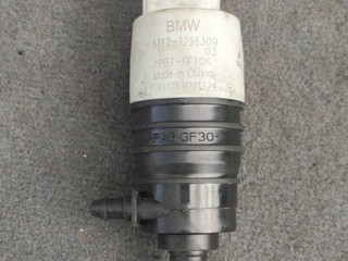 насос (моторчик) омывателя стекла BMW 3 серия G20 2021, 3.0 л., i, B58B30, бензин, АКПП, универсал, полный привод, правый руль, 7298309
