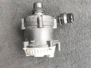 насос антифриза дополнительный BMW M5 F90 2019, 4.4 л., i, S63 B44 B, бензин, АКПП, седан, полный привод, правый руль, 11518638237, 0392024063