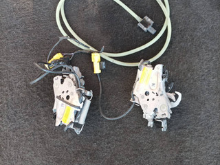 замок капота BMW 3 серия G20 2021, 3.0 л., i, B58B30, бензин, АКПП, универсал, полный привод, правый руль, 7468350, 7468349, 5A0BB39
