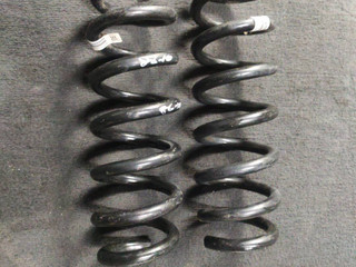 пружина задняя BMW 4 серия G22/G23 G22 2021, 2.0 л., B47 D20 B, дизель