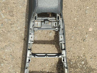 подлокотник BMW 1 серия F40 2022, 1.6 л., дизель, АКПП, 475, хетчбэк 5 дв., передний привод, правый руль
