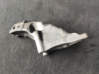 кронштейн двигателя BMW X6 E71/E72 E71 2011, 4.4 л., N63 B44 A, бензин, АКПП, внедорожник 5 дв., 6780148