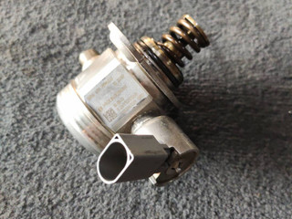 ТНВД BMW 7 серия F01/F02 2011, 4.4 л., бензин, АКПП, хетчбэк 5 дв., 13517595339, 0261520068