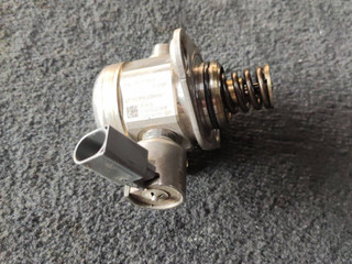 ТНВД BMW 7 серия F01/F02 2011, 4.4 л., N63 B44 A, бензин, АКПП, седан, 13517595339, 0261520068