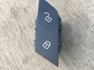 Кнопка блокировки двери BMW 3 серия G20 2022, 3.0 л., B58B30, бензин, АКПП, c3z, седан, полный привод, правый руль, 6820926